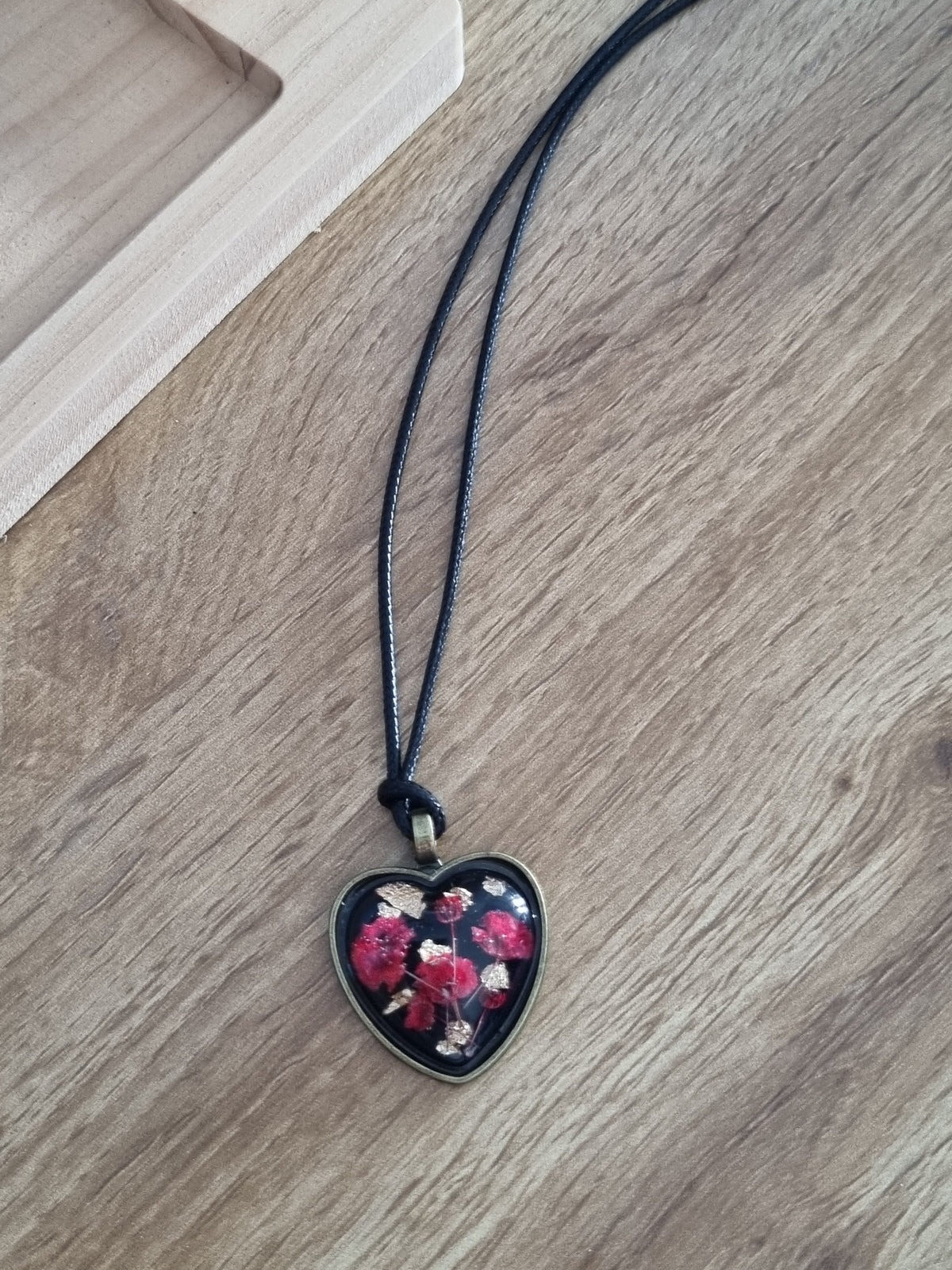 Heart and flowers pendant